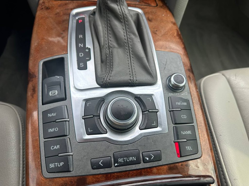Photo 34 of this AUDI A6