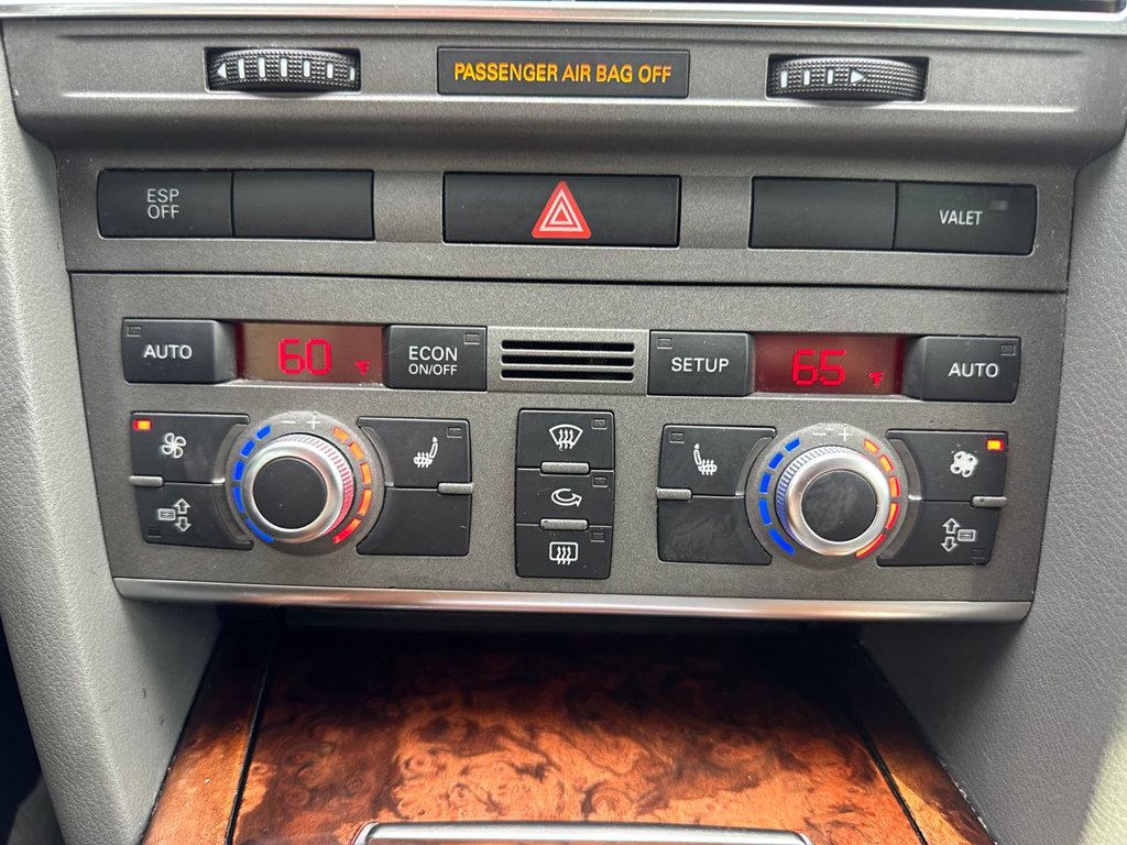 Photo 33 of this AUDI A6