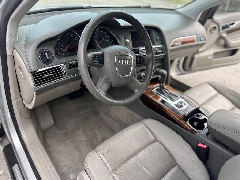 Photo 16 of this AUDI A6