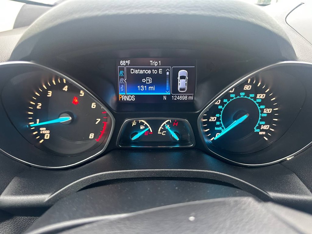 Photo 31 of this FORD ESCAPE