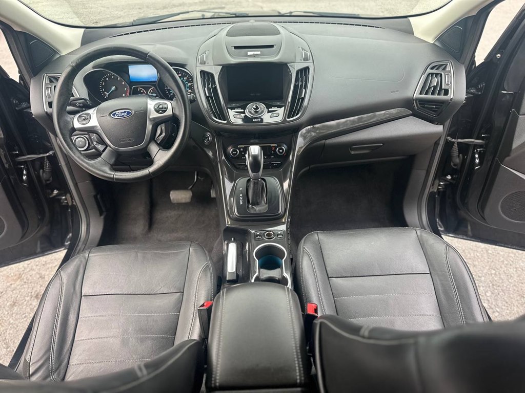 Photo 19 of this FORD ESCAPE