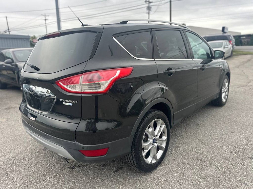 Photo 5 of this FORD ESCAPE