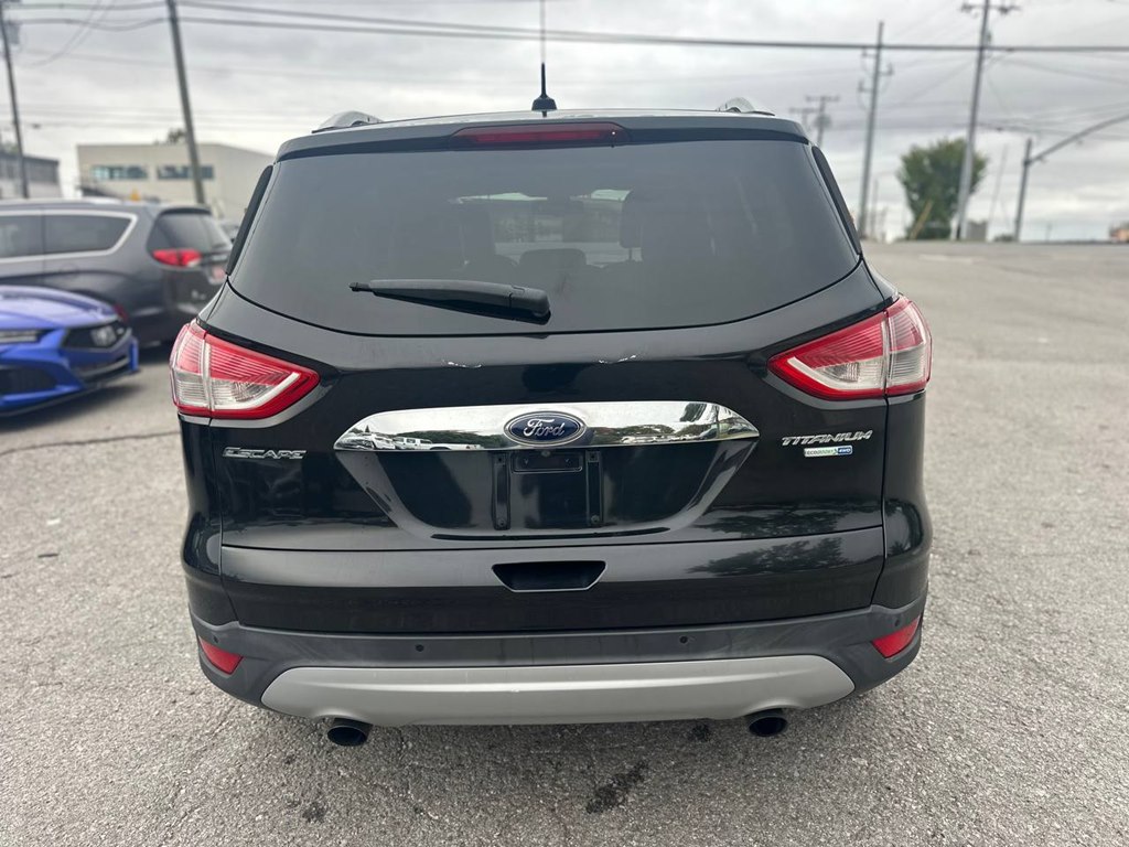 Photo 7 of this FORD ESCAPE