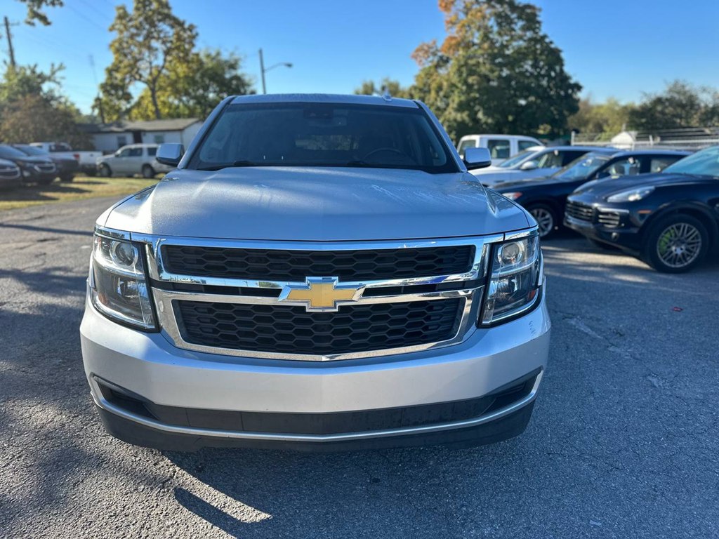 Photo 3 of this CHEVROLET SUBURBAN