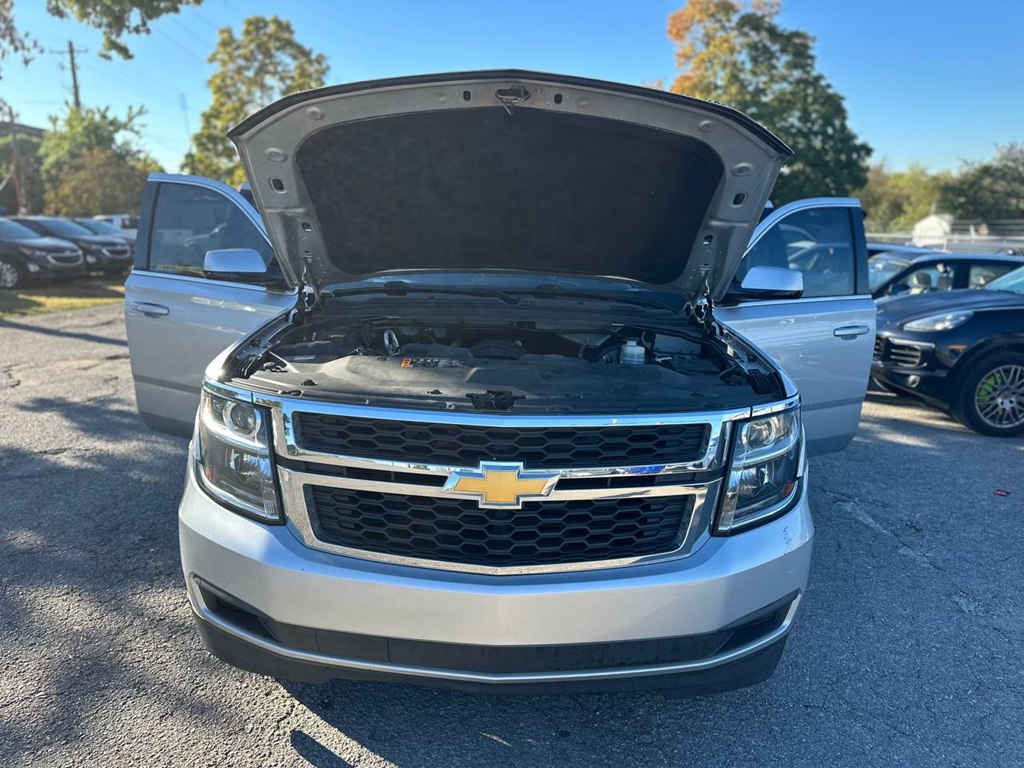 Photo 13 of this CHEVROLET SUBURBAN