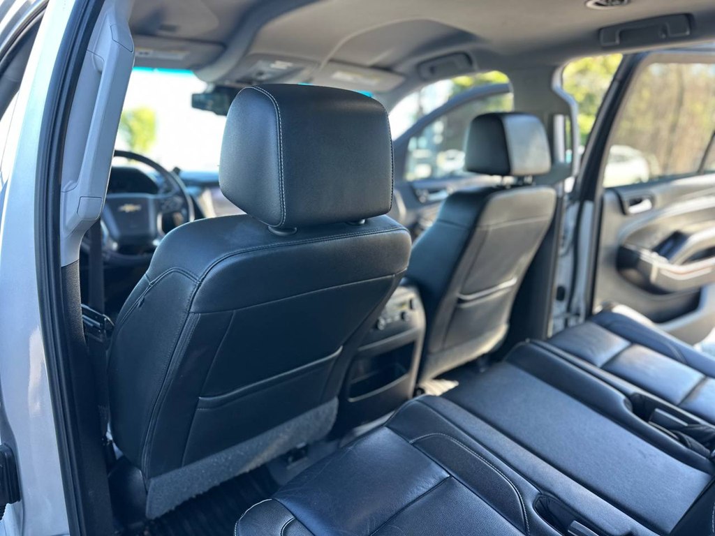 Photo 18 of this CHEVROLET SUBURBAN