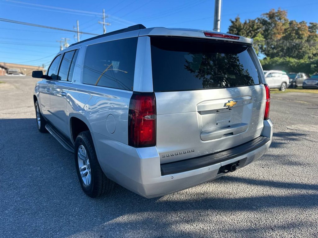 Photo 8 of this CHEVROLET SUBURBAN