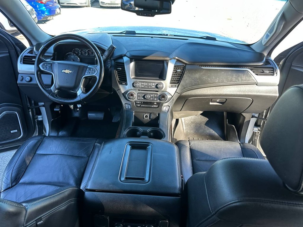 Photo 21 of this CHEVROLET SUBURBAN