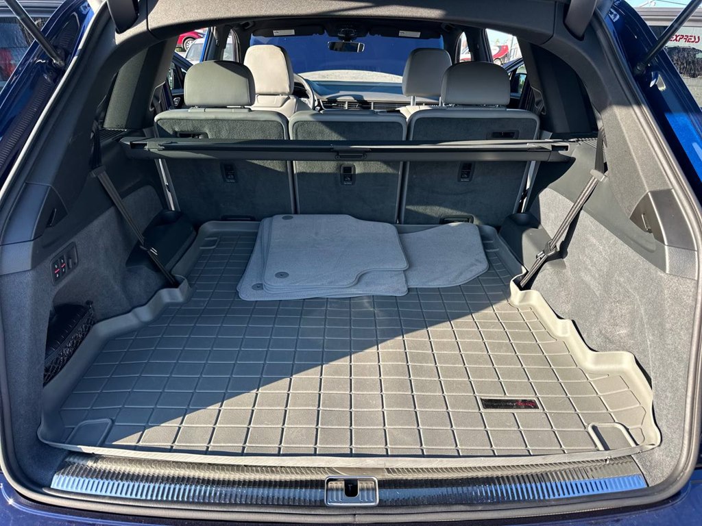 Photo 12 of this AUDI Q7