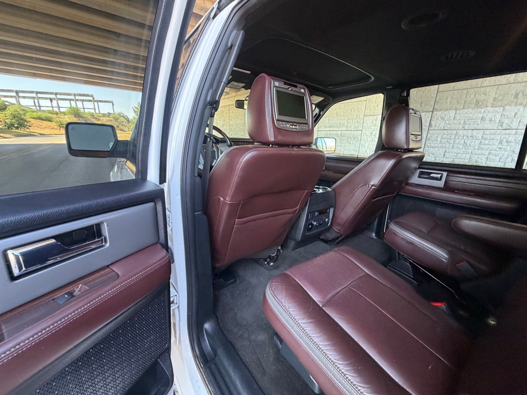 Photo 21 of this FORD EXPEDITION