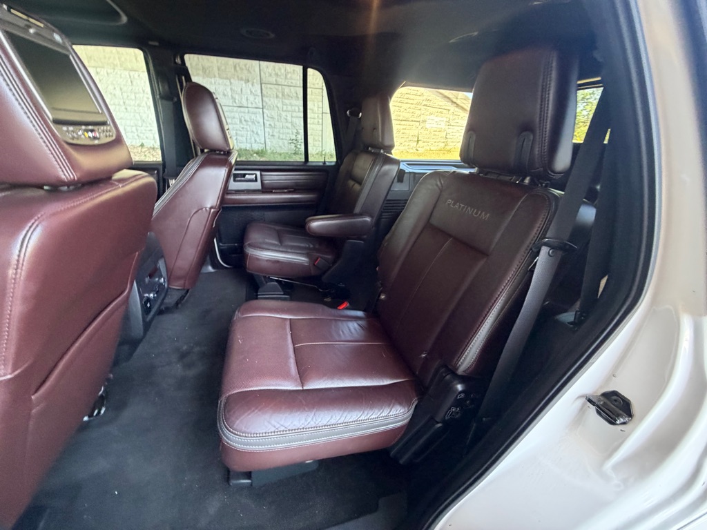 Photo 22 of this FORD EXPEDITION
