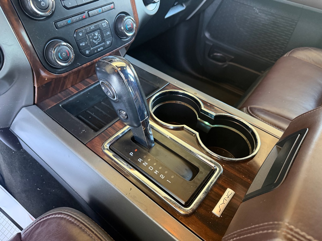 Photo 32 of this FORD EXPEDITION