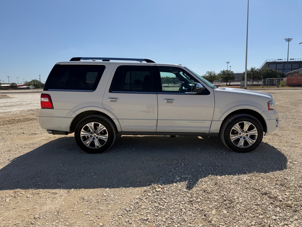 Photo 8 of this FORD EXPEDITION