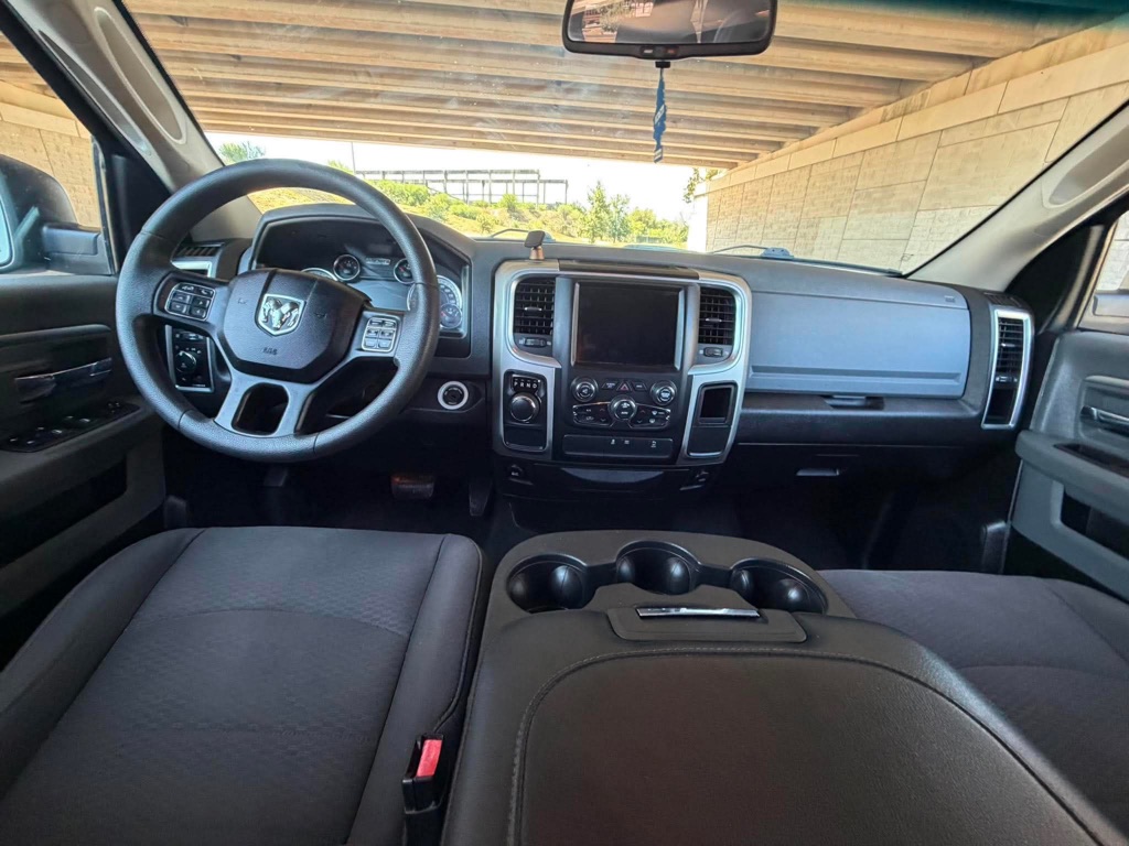 Photo 14 of this RAM 1500 CLASSIC