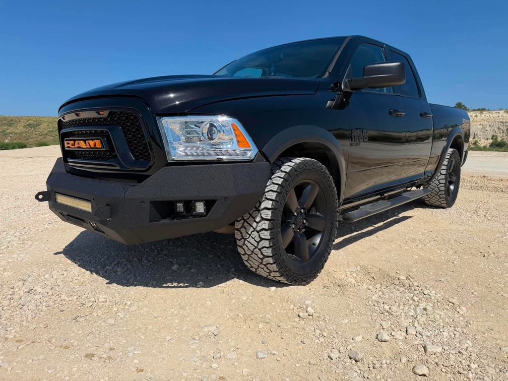 Photo 2 of this RAM 1500 CLASSIC
