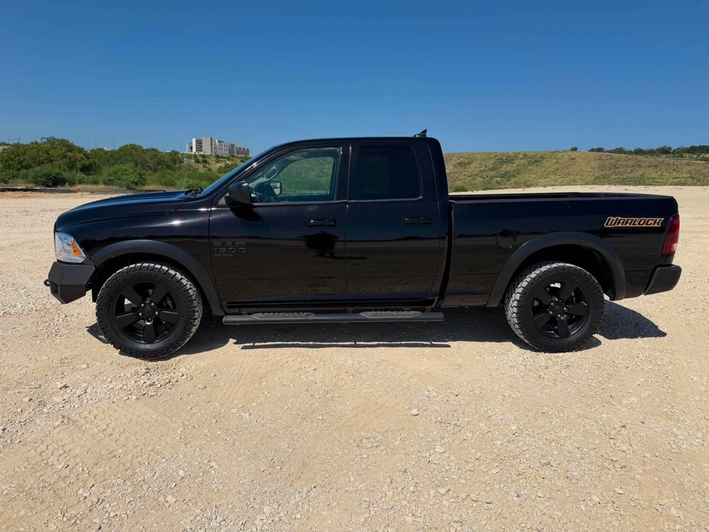 Photo 3 of this RAM 1500 CLASSIC