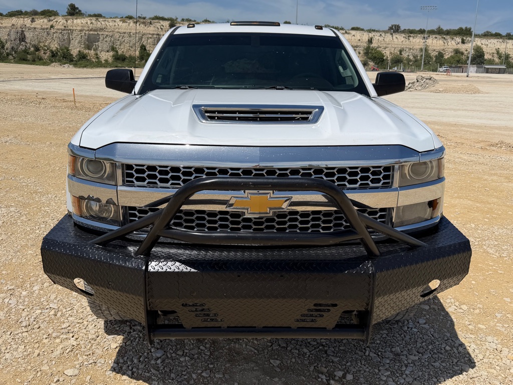 Photo 4 of this CHEVROLET SILVERADO 2500