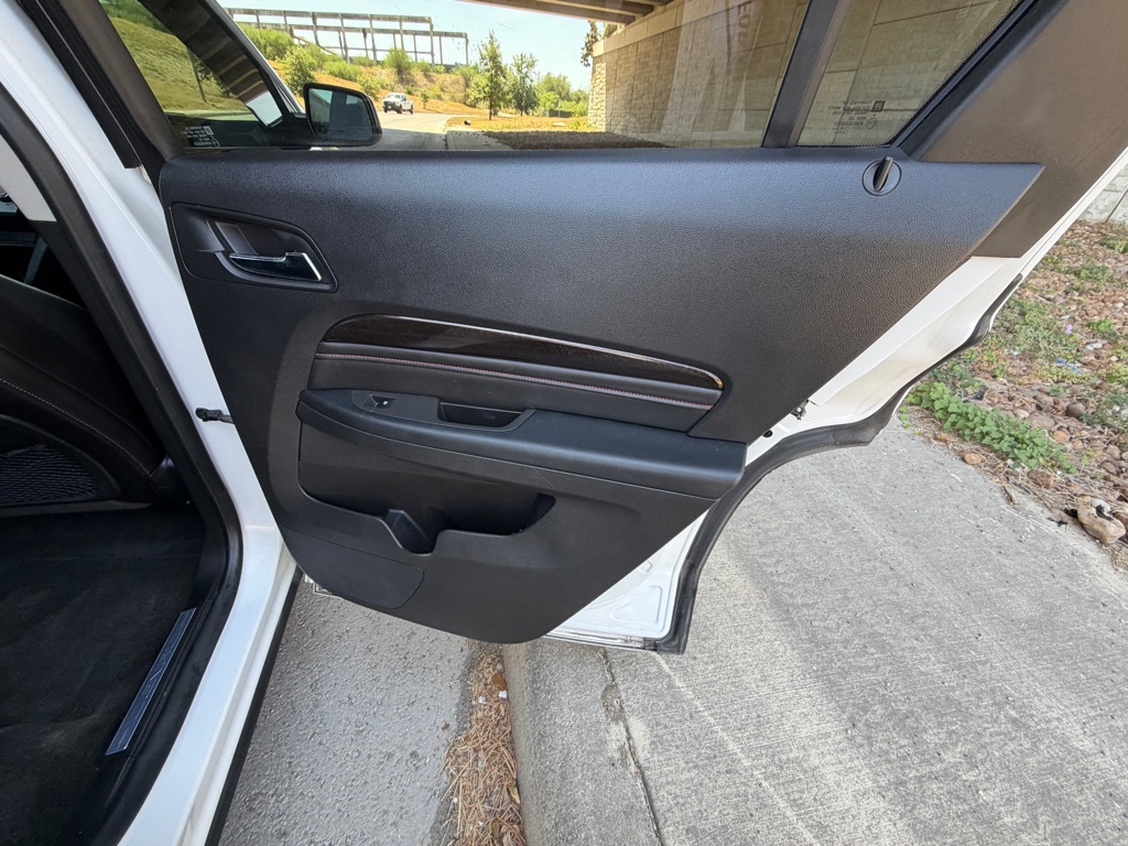 Photo 15 of this GMC TERRAIN