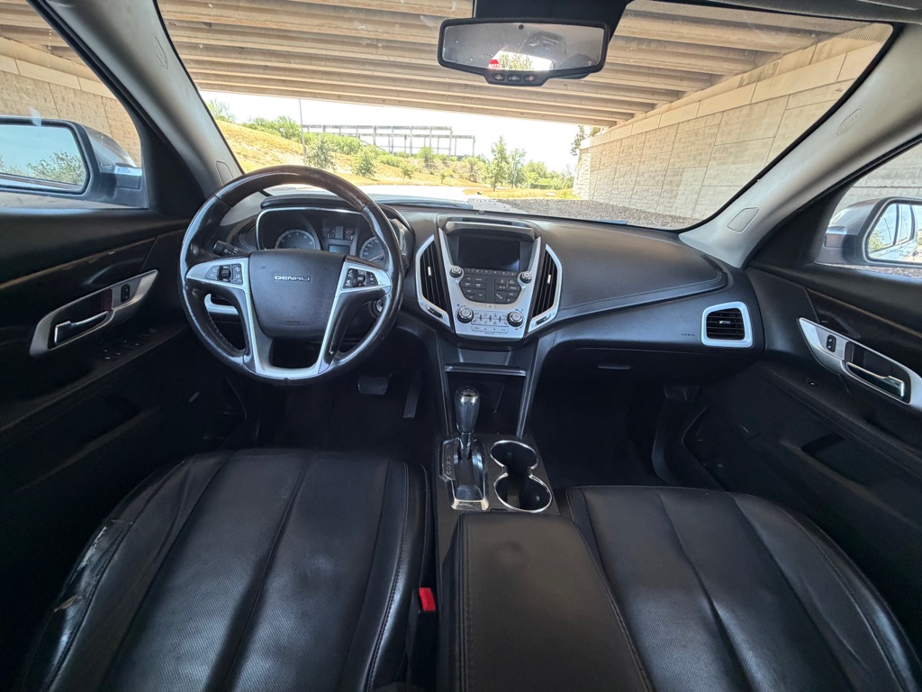Photo 21 of this GMC TERRAIN