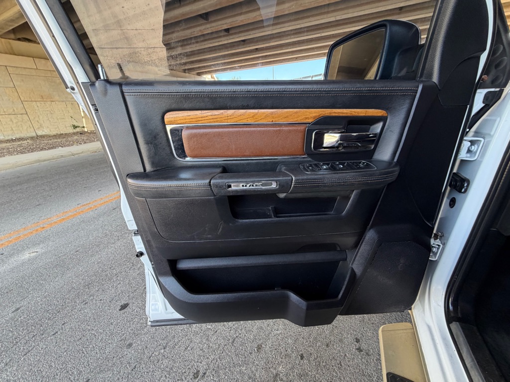 Photo 23 of this RAM 1500