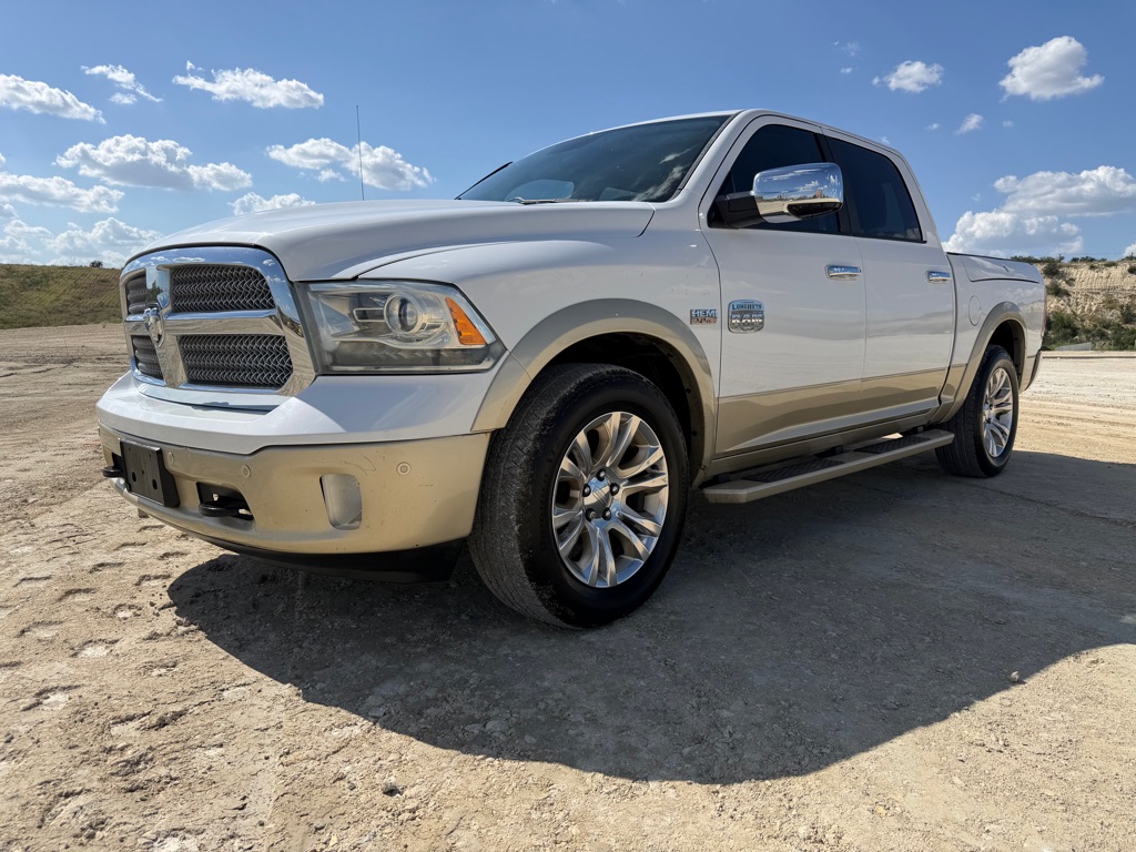 Photo 2 of this RAM 1500