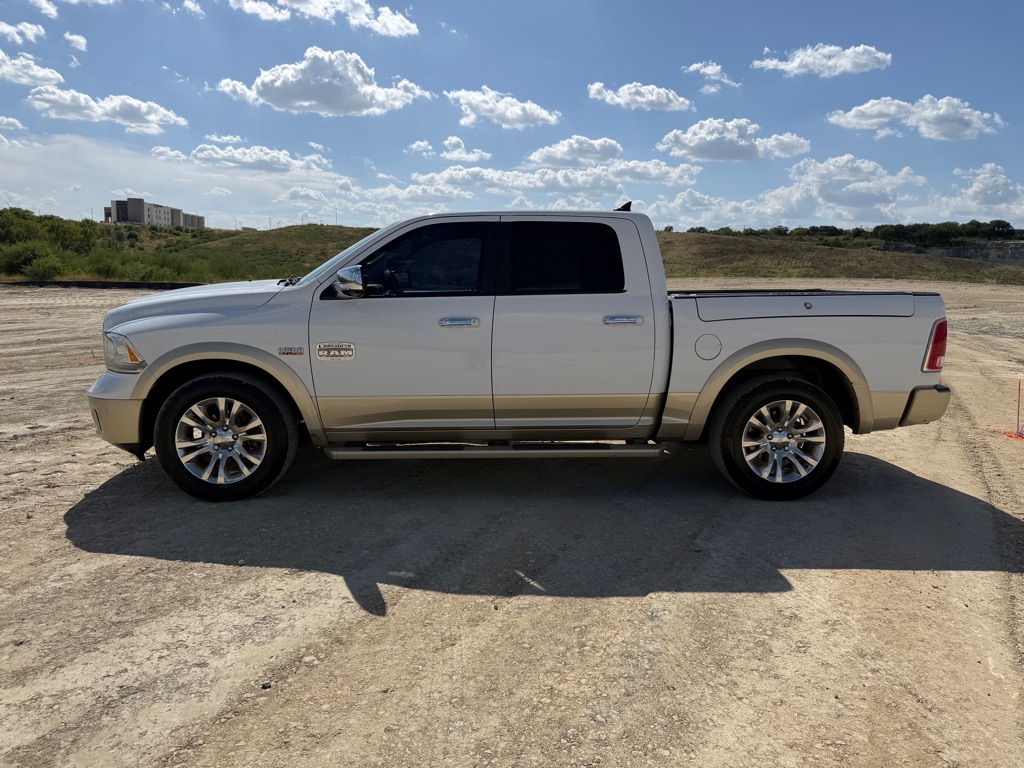 Photo 3 of this RAM 1500