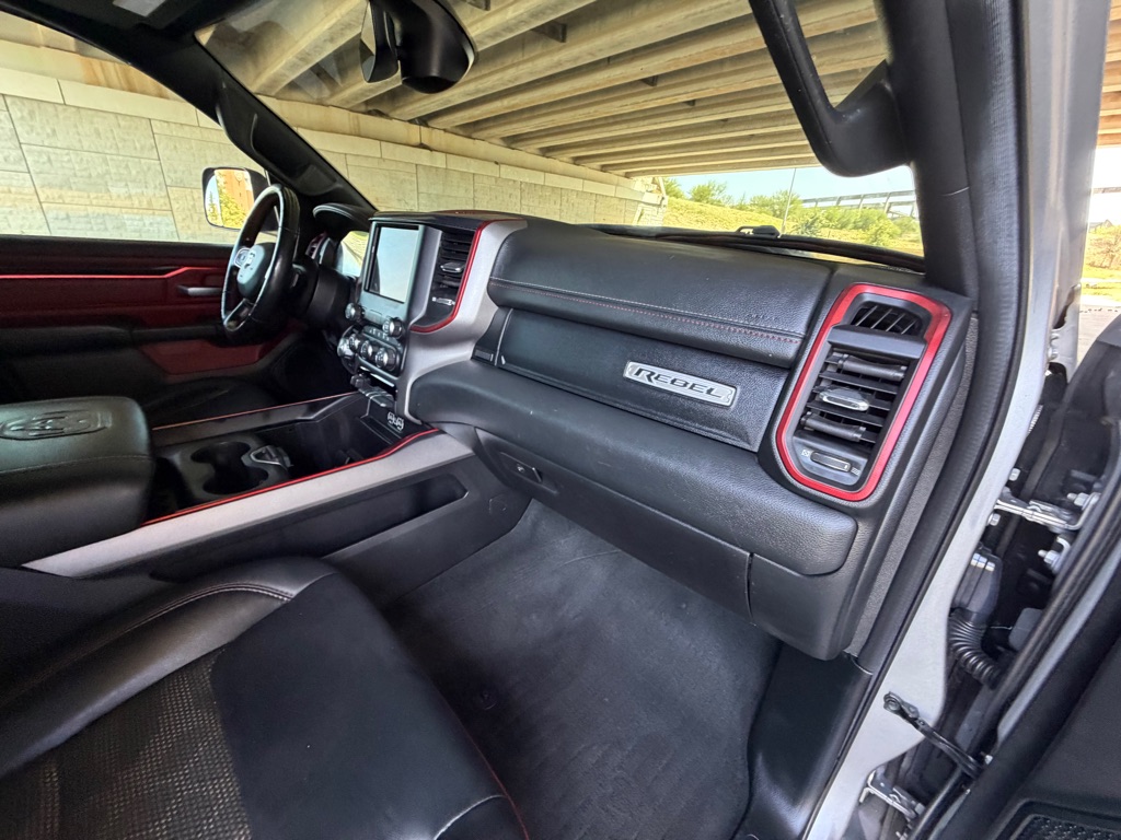 Photo 13 of this RAM 1500