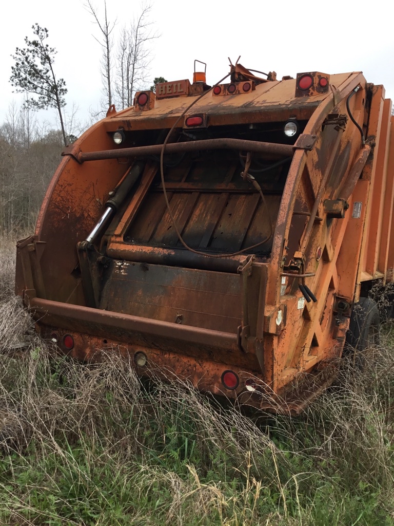 Photo 6 of this FORD N-SERIES GARBAGE