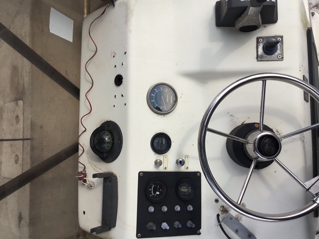 Photo 5 of this FLYMASTER BOAT BOAT