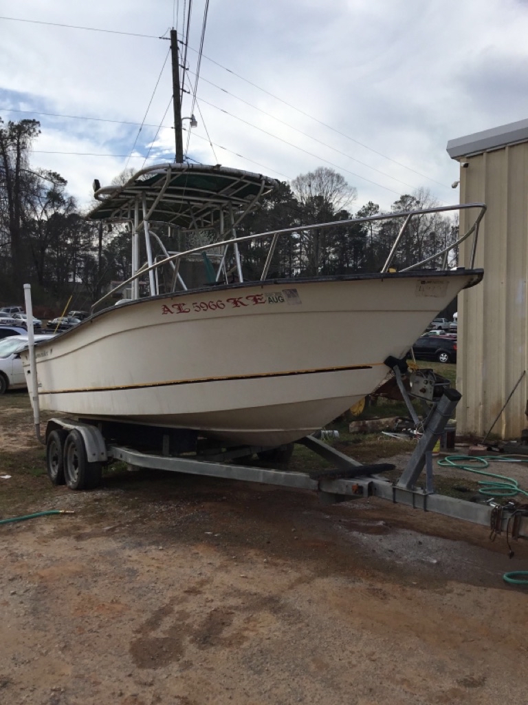 Photo 2 of this FLYMASTER BOAT BOAT