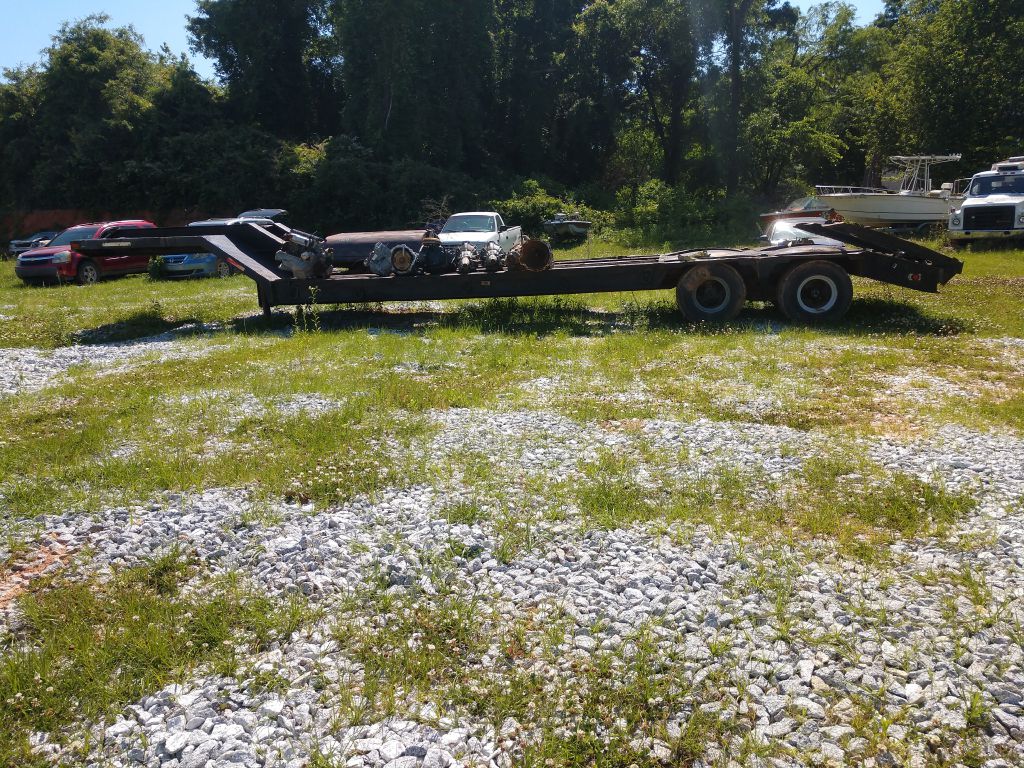 1969 JOHNSON CITY LOWBOY TRAILER