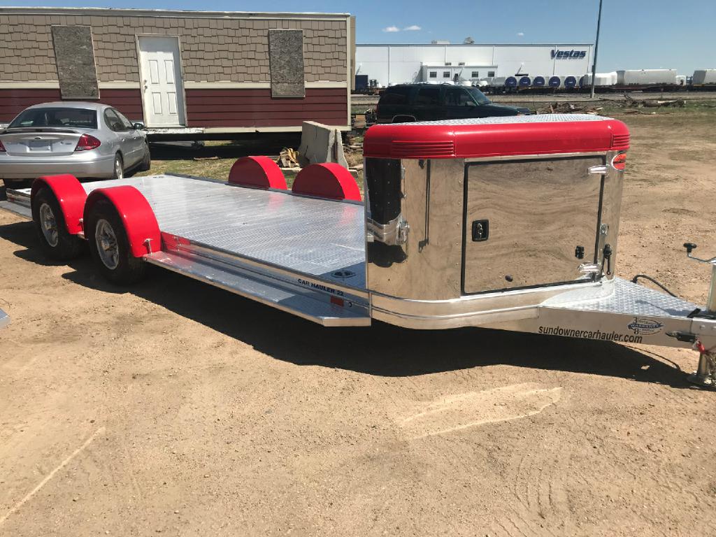 Photo 4 of this SUNDOWNER CAR HAULER