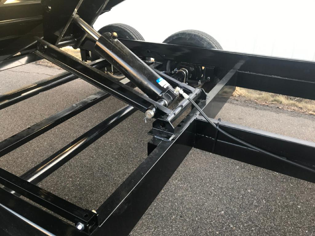 Photo 34 of this SURE-TRAC HD LOW PROFILE