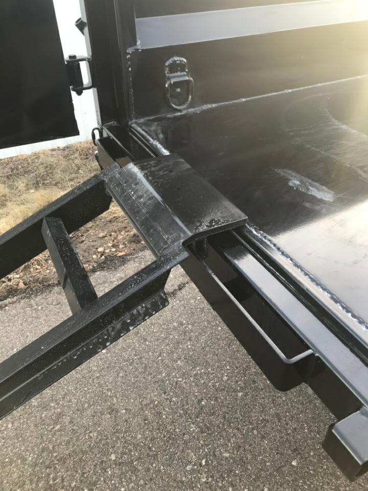 Photo 16 of this SURE-TRAC HD LOW PROFILE