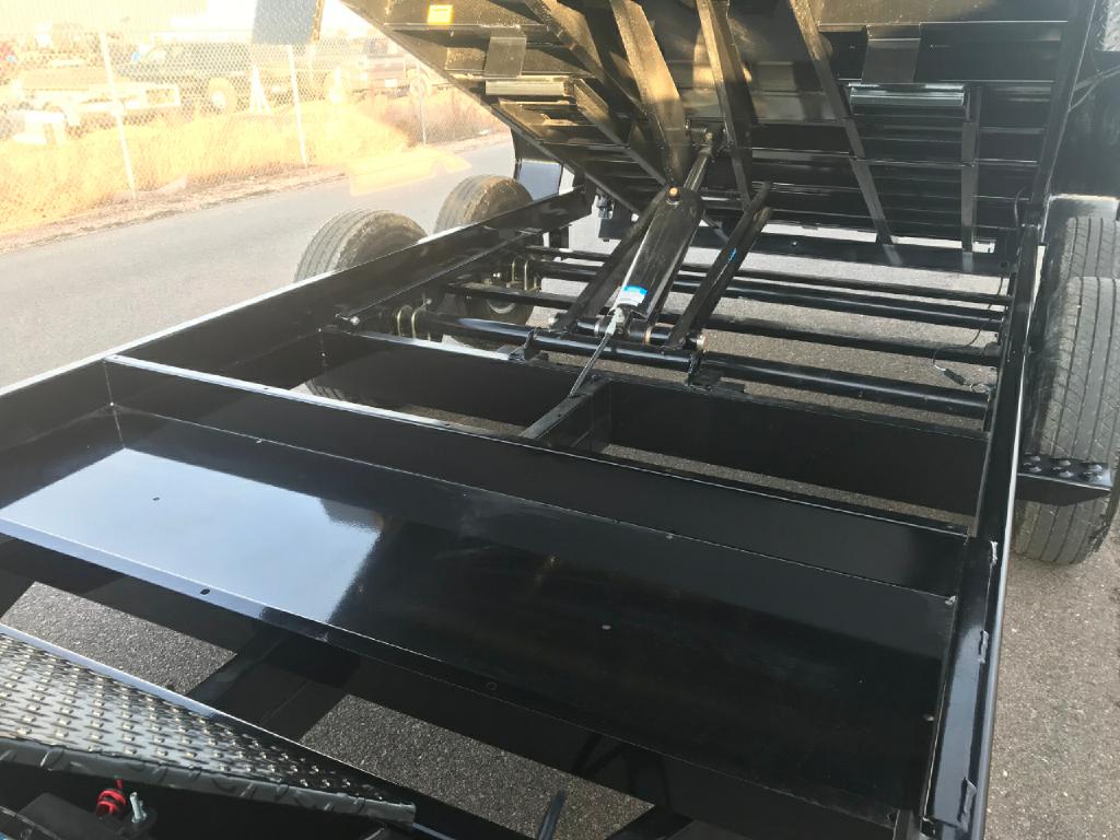 Photo 29 of this SURE-TRAC HD LOW PROFILE