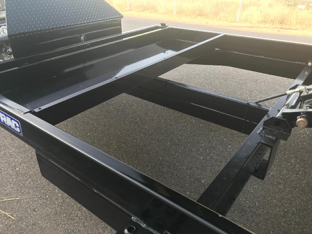 Photo 49 of this SURE-TRAC HD LOW PROFILE