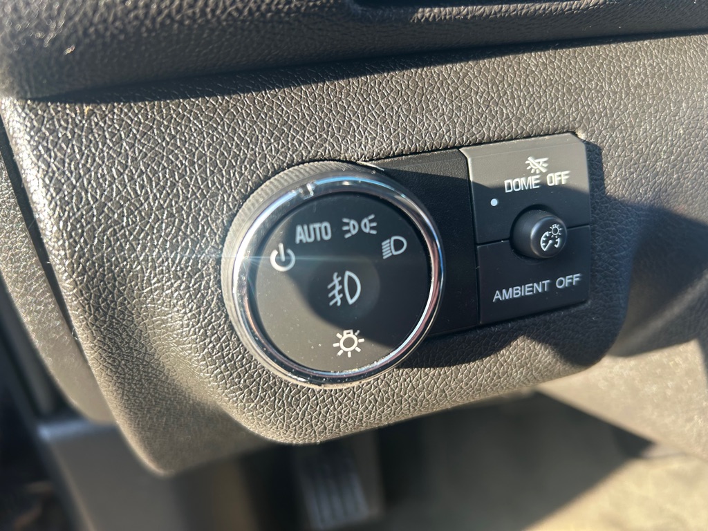 Photo 16 of this CHEVROLET TRAVERSE