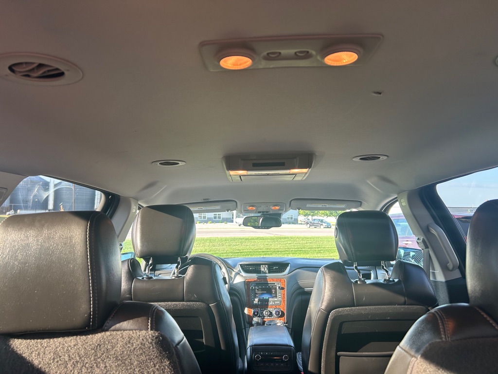 Photo 7 of this CHEVROLET TRAVERSE