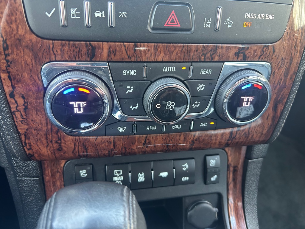 Photo 23 of this CHEVROLET TRAVERSE