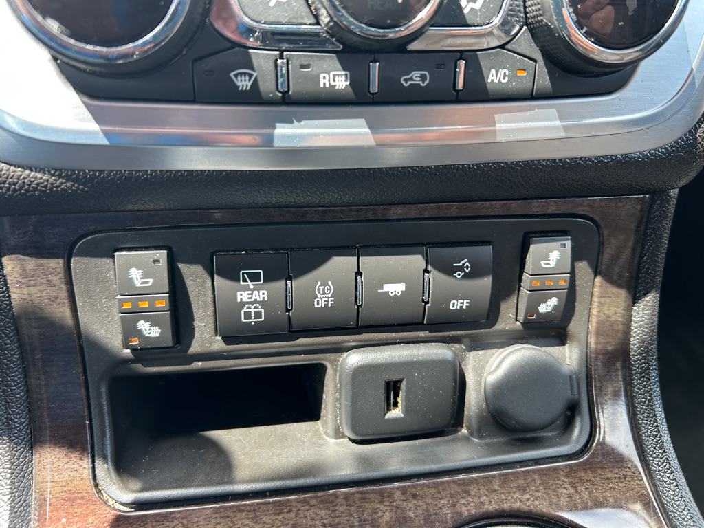 Photo 21 of this GMC ACADIA LIMITED