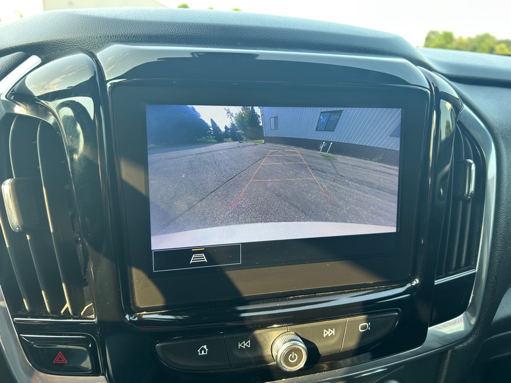 Photo 21 of this CHEVROLET TRAVERSE