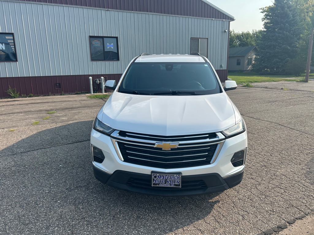 Photo 2 of this CHEVROLET TRAVERSE