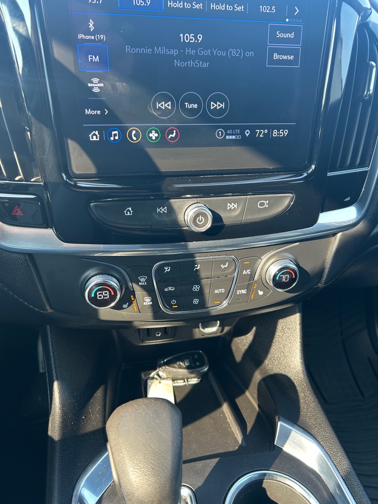 Photo 24 of this CHEVROLET TRAVERSE