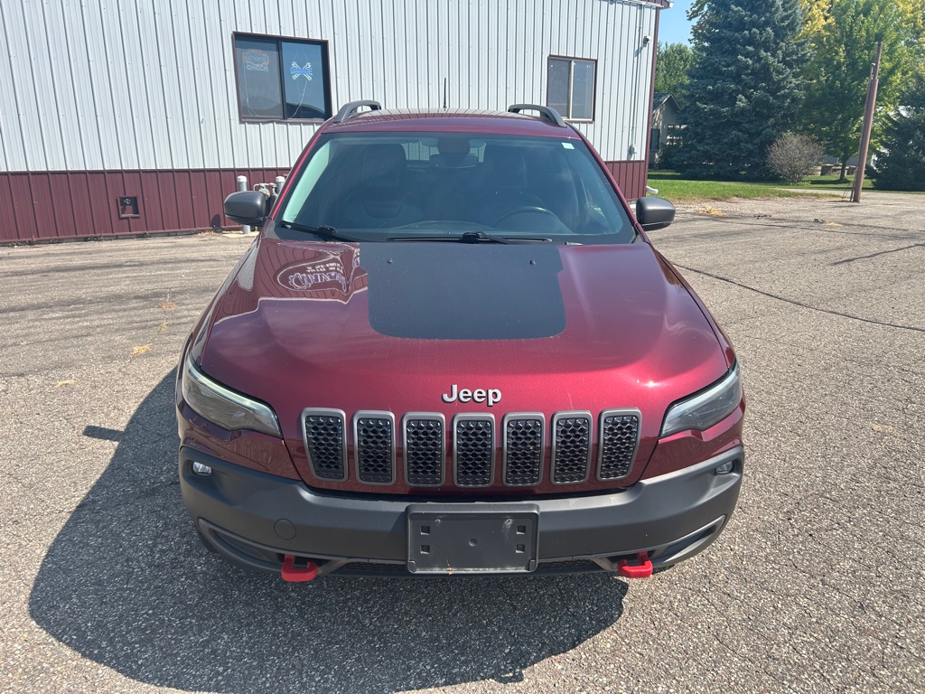 Photo 2 of this JEEP CHEROKEE