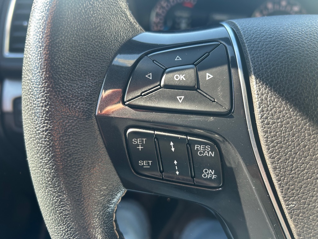 Photo 19 of this FORD EXPLORER