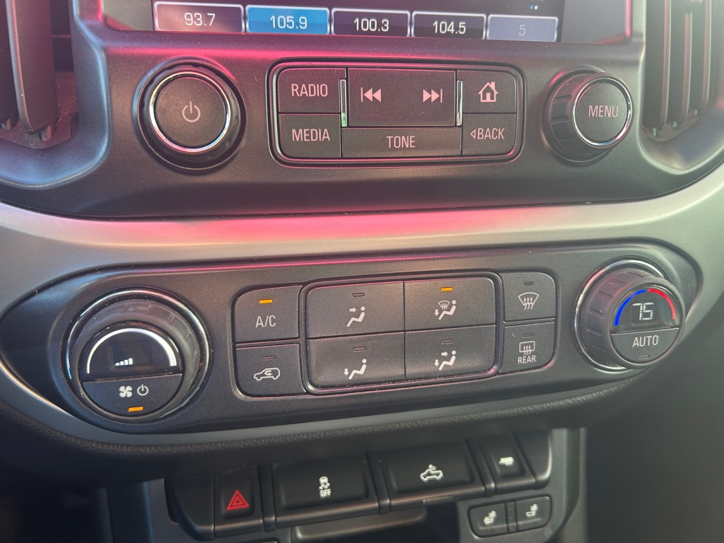 Photo 18 of this CHEVROLET COLORADO