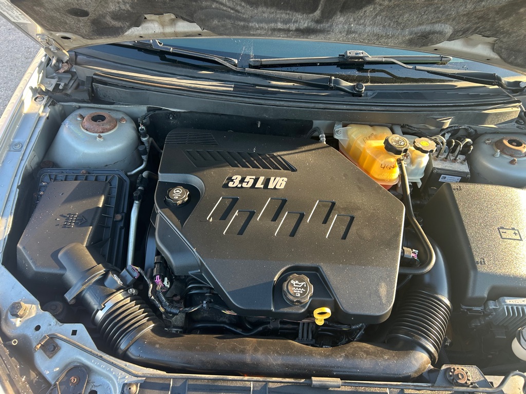 Photo 6 of this PONTIAC G6