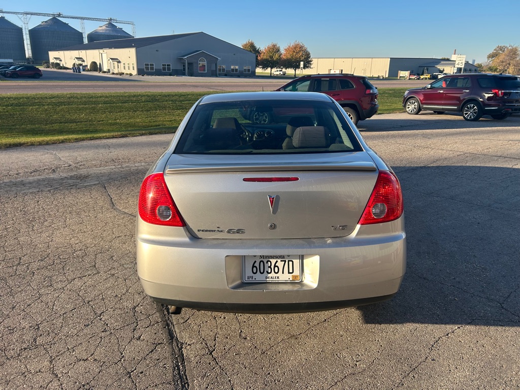 Photo 4 of this PONTIAC G6