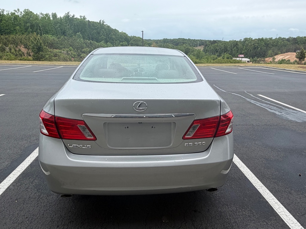 Photo 5 of this LEXUS ES 350