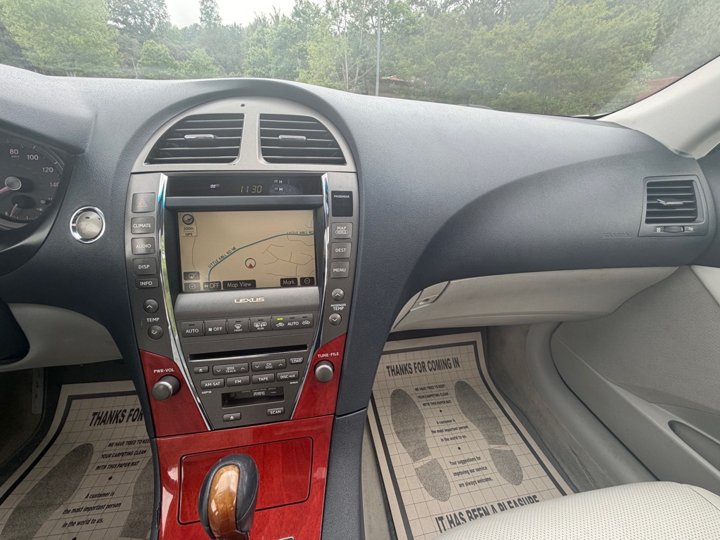 Photo 20 of this LEXUS ES 350